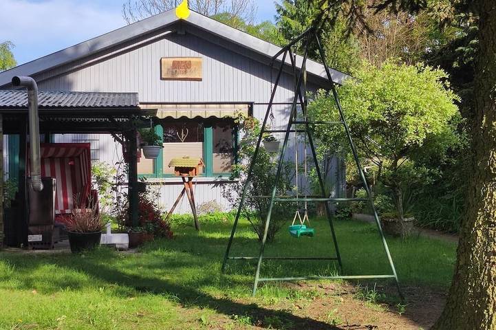 Ferienhaus für 3 Personen, mit Terrasse und Garten sowie Sauna