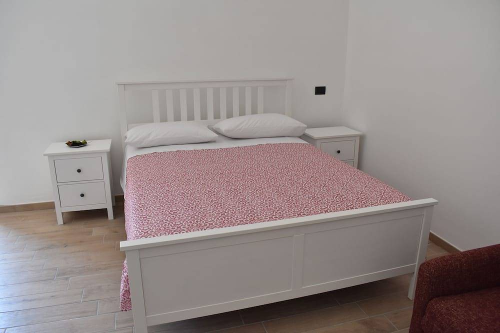 Casa Sacà interior 01 cerca de las ruinas de la antigua Pompeya in Pompeya (Nápoles), Parque nacional del Vesubio