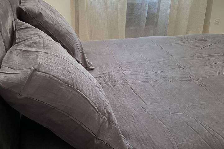 Location de vacances pour 8 personnes, avec piscine ainsi que jardin et terrasse à Le Val - 3