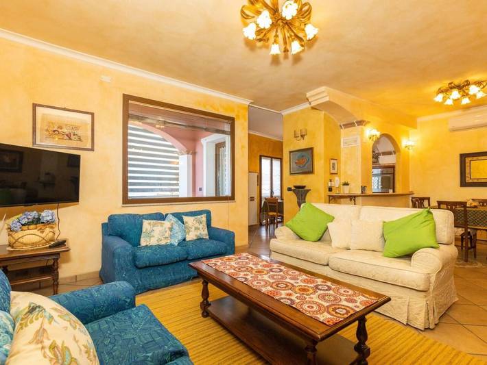 Appartamento per 4 persone, con Balcone e Terrazza nonché Panorama a Baunei