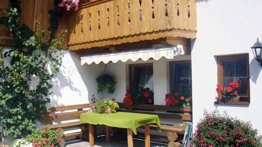 Ferienwohnung für 4 Personen, mit Terrasse und Garten an der Zugspitze (Österreich) - 2
