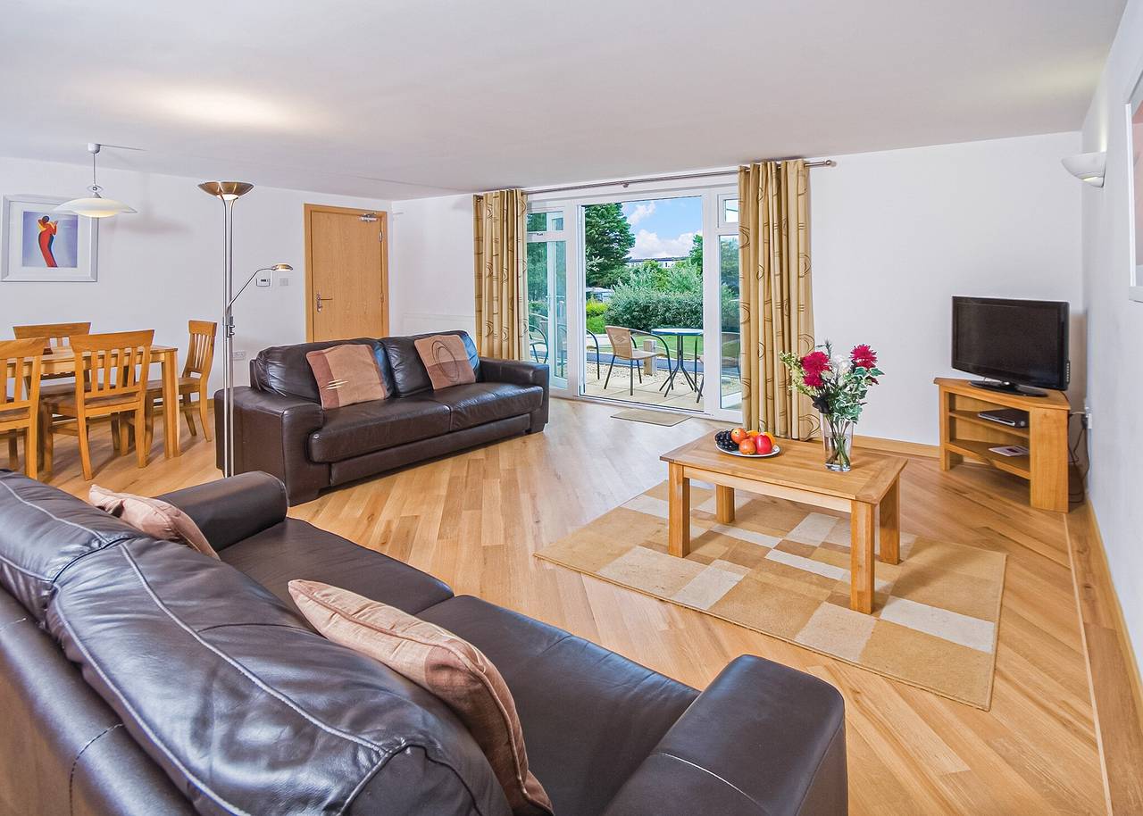 Apartment for 4 People in Dawlish, Devon