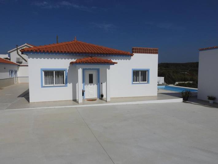 Parc de vacances pour 4 personnes, avec piscine ainsi que jardin et terrasse dans Praia De Vale Furado Pataias - 2