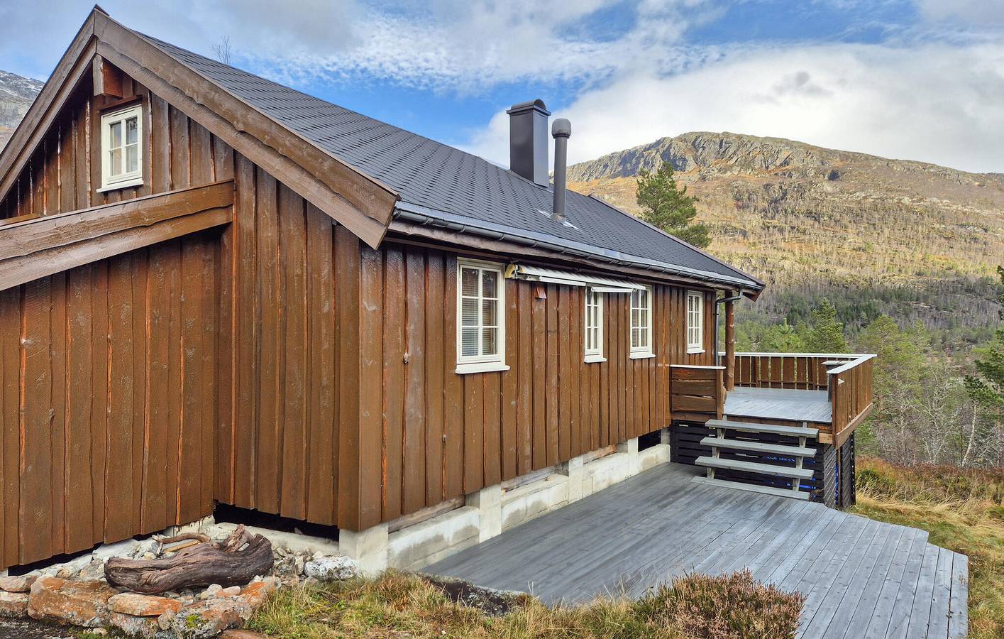 Ferienhaus für 8 Personen mit Ausblick in Odda