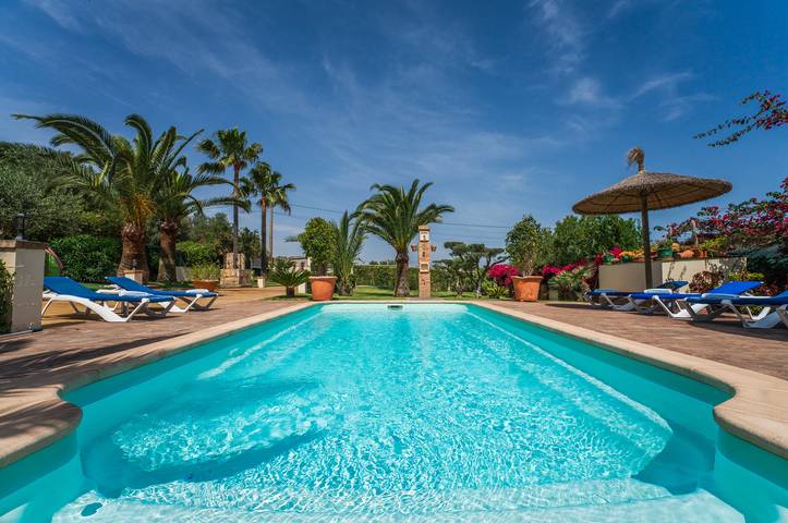 Villa for 8 people, with balcony and garden - 1