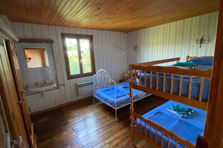 Gîte pour 7 personnes, avec jardin et balcon, animaux acceptés à Prunières - 3