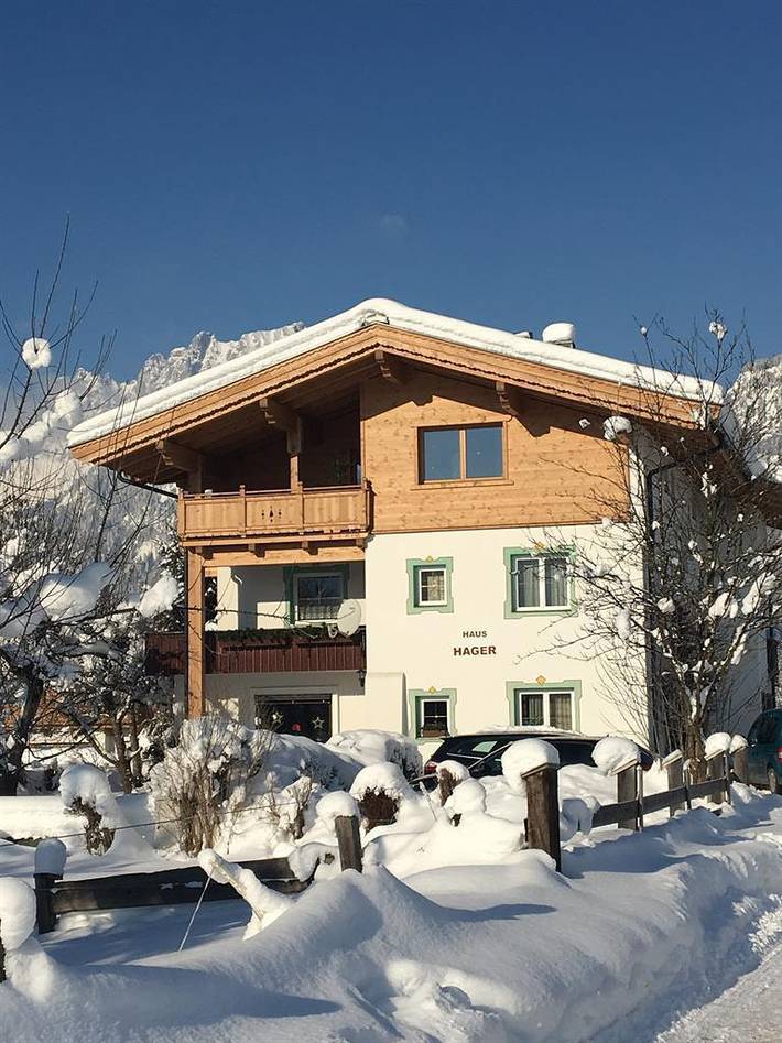 Gîte pour 3 personnes, avec Balcon et Terrasse à St. Johann in Tirol - 2