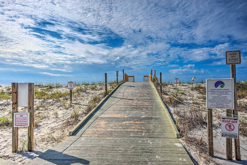 Ganze Wohnung, Cozy Destin Condo w/ Amenities + Private Beach! in Destin, Emerald Coast