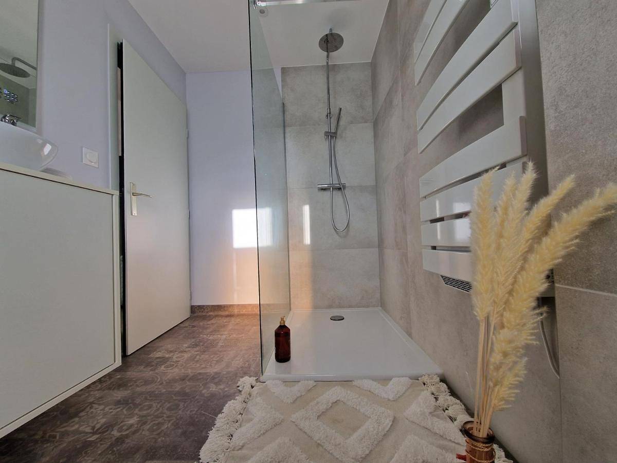 Appartement entier, One-Bedroom Apartment in Buhl, Parc naturel régional des Ballons des Vosges