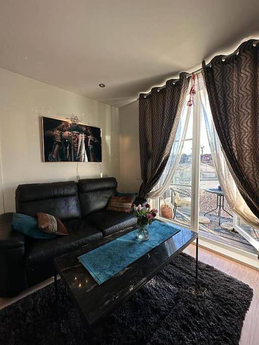 Lägenhet för 3 Personer, med utsikt och trädgård i Oslo