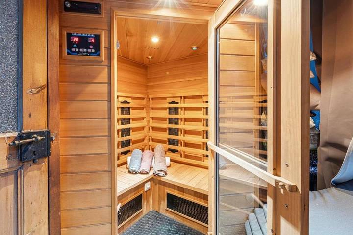 Ferienwohnung für 4 Personen, mit Terrasse und Sauna in Sankt Martin
