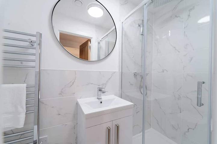 Ganze Wohnung, Moderne Chester-Wohnung im Stadtzentrum in Chester, West Cheshire und Chester