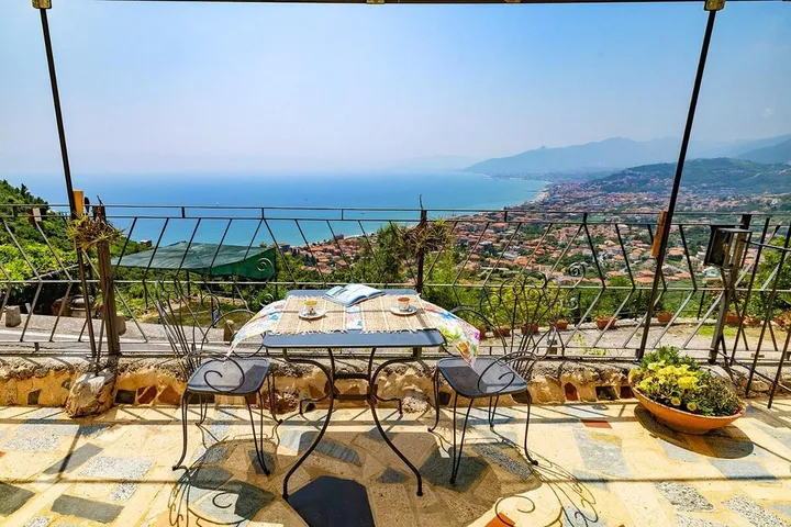 Casa de vacaciones para 3 personas, con terraza y vistas - 1