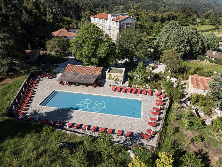 Hôtel pour 2 personnes, avec vue et piscine ainsi que jardin et sauna