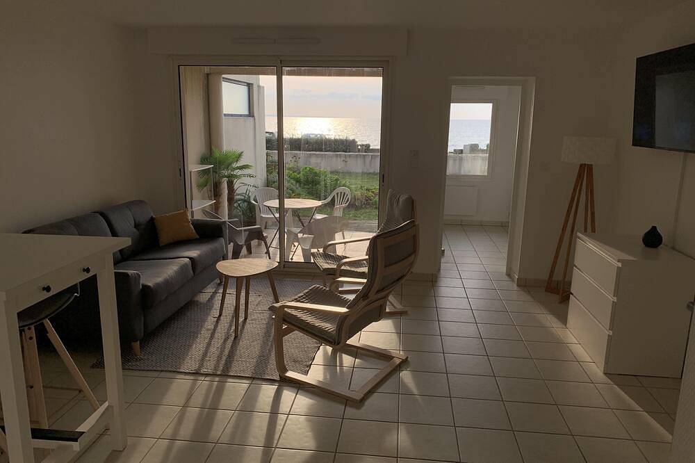 Appartement vue mer / Apartment with sea view in Saint-Nic, Iroise