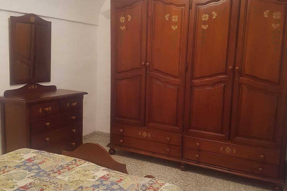 Casa Cueva Maite, mit Garten in Cortes de Baza, Geoparque de Granada