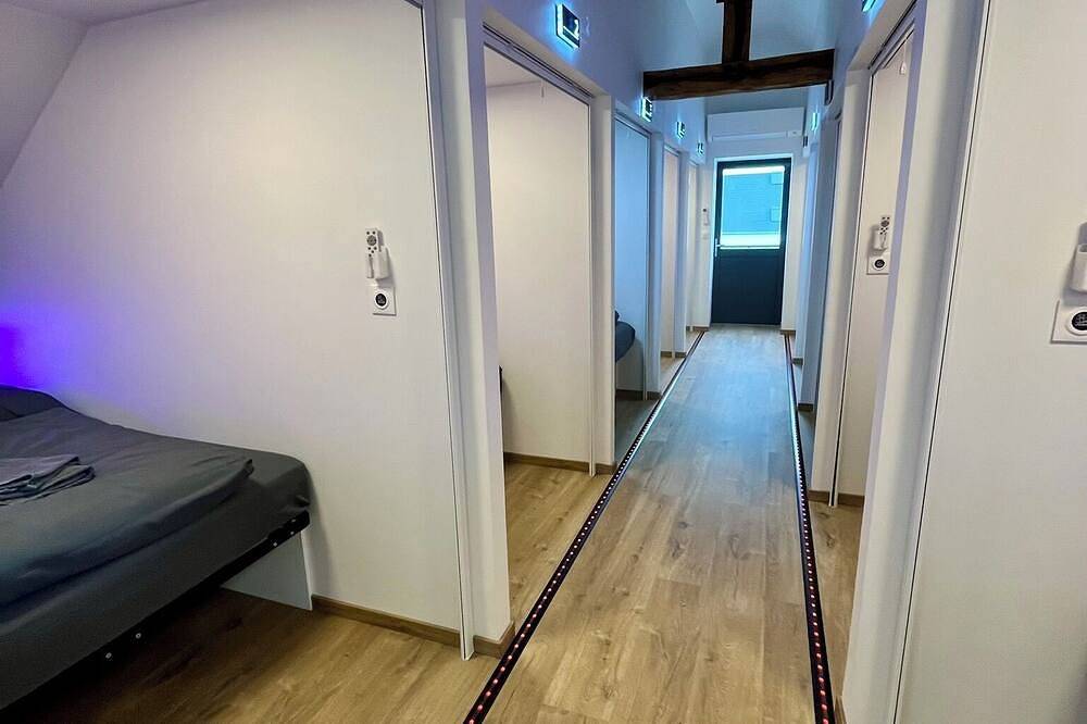 Grange rénovée en Loft pour 15 pers avec salle de réception 80 pers et grand Spa in Léglantiers, Oise