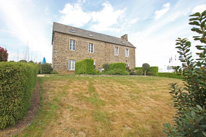 Gîte pour 4 personnes, avec jardin
