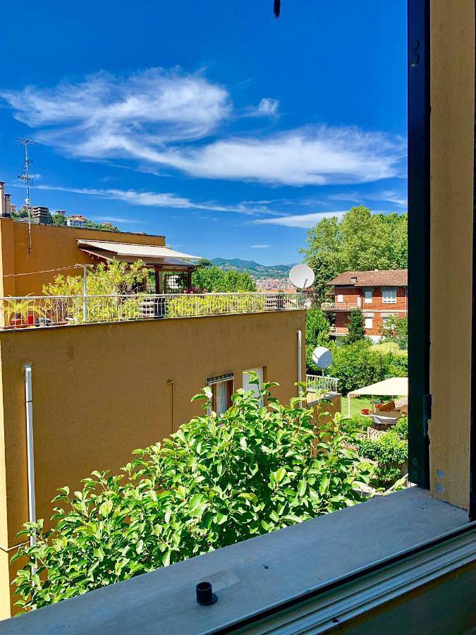 Farmer's rooms in La Spezia (By), La Spezia