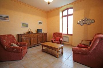 Gîte pour 12 Personnes dans Saint-Julien-le-Petit, Parc Naturel Régional de Millevaches en Limousin, Photo 2