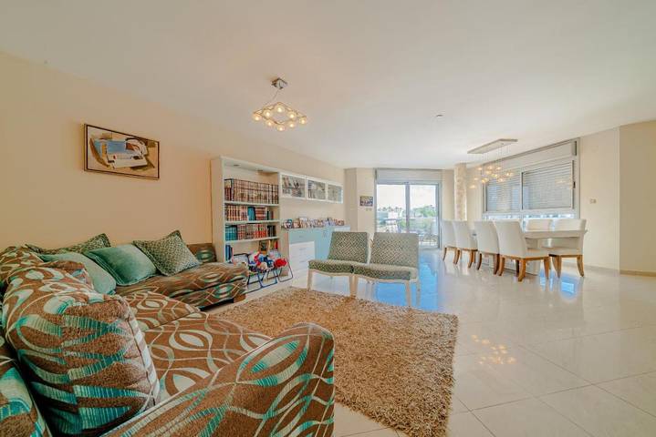 Gîte pour 6 personnes, avec balcon et vue à Ashdod - 4