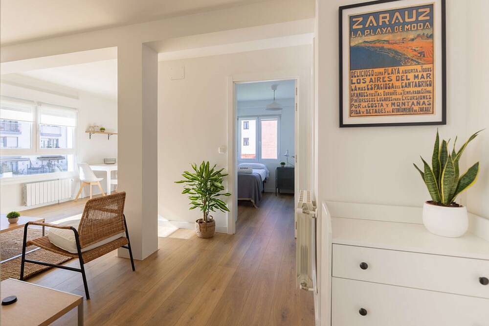 Ganze Wohnung, Martinenea Downtown with terrace by Egona in Zarautz, Baskische Küste (Spanien)