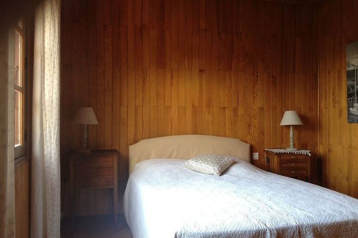 Gîte pour 8 personnes, avec jardin, animaux acceptés à Menthon-Saint-Bernard - 2