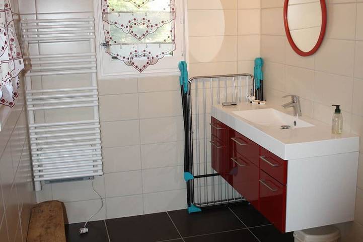 Chalet pour 8 personnes, avec balcon, animaux acceptés à Foncine-le-Haut - 4