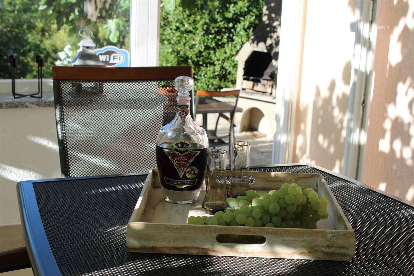 Ganze Wohnung, Apartment Nives mit Terrasse in Krk Stadt, Krk