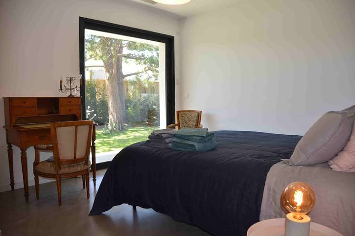 Location de vacances pour 8 personnes, avec jardin et terrasse à Cabannes - 3