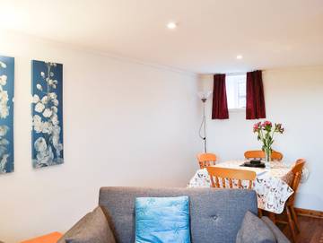 Log Cabin for 2 People in Dumfries and Galloway, Lowlands, Photo 3