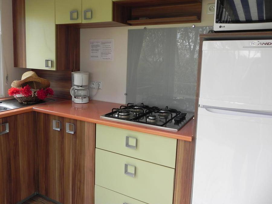 Camping L'Offrerie - Dordogne - Périgord noir - Mobilhome 6 personas - Mobil-home «Grand Confort Riviera», 35 m², 3 dormitorios - Llegada los sábados en julio y agosto in Rouffignac-Saint-Cernin-de-Reilhac, Périgord Noir