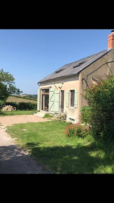Holiday Home with Shower in Préporché, Parc naturel régional du Morvan