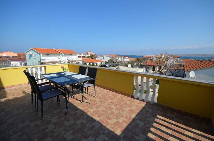 Ferienwohnung für 4 Personen, mit Balkon auf Vir - 2