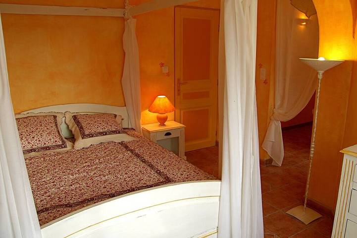 Location de vacances pour 16 personnes, avec jardin, animaux acceptés à Mondragon - 2