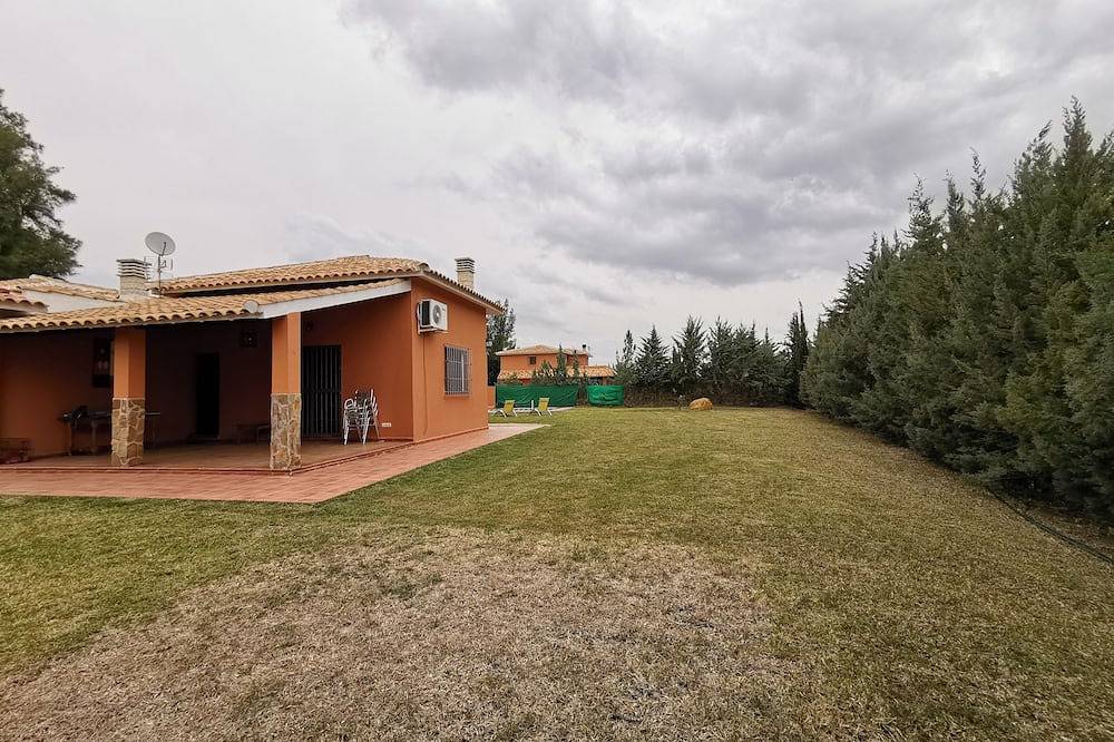 Landelijk Huis Met Zwembad. Chalet Alcazaba in Pizarra, Málaga Provincie