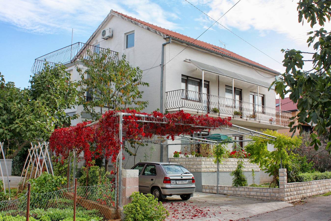 Ganze Wohnung, 1-Zimmer-Ferienwohnung mit Terrasse und Meerblick Sukosan, Zadar A-5777-d in Sukosan, Zadar