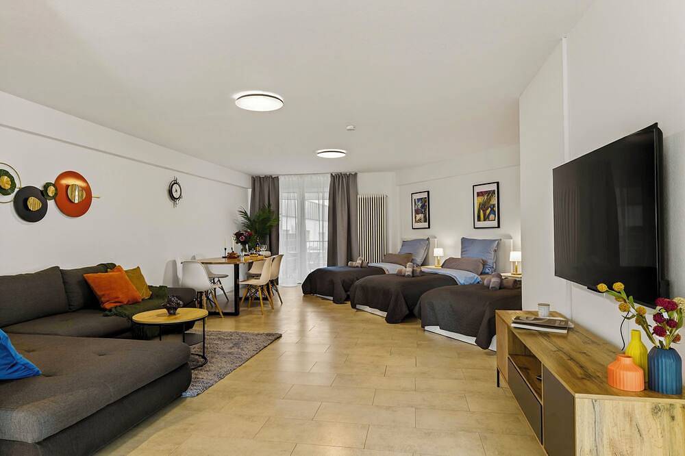 Ganze Wohnung, Lara – Stilvolle 3-Zimmer-Unterkunft im Herzen von Bretten in Bretten, Kraichgau