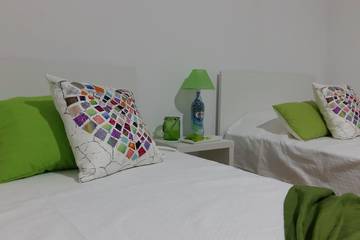 Villa for 14 Guests in Ponta Delgada, São Miguel, Picture 1