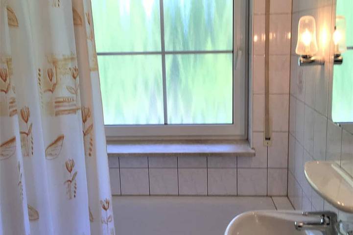Ganze Wohnung, Gemütliche Ferienwohnung im Herzen der Mecklenburgischen Seenplatte in Mirow, Mecklenburg-Strelitz