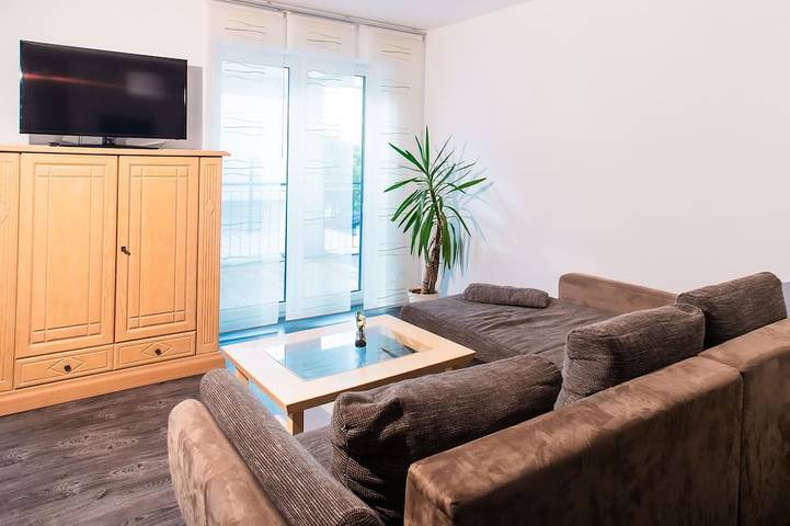 Ferienwohnung für 2 Personen, mit Balkon am Zwenkauer See