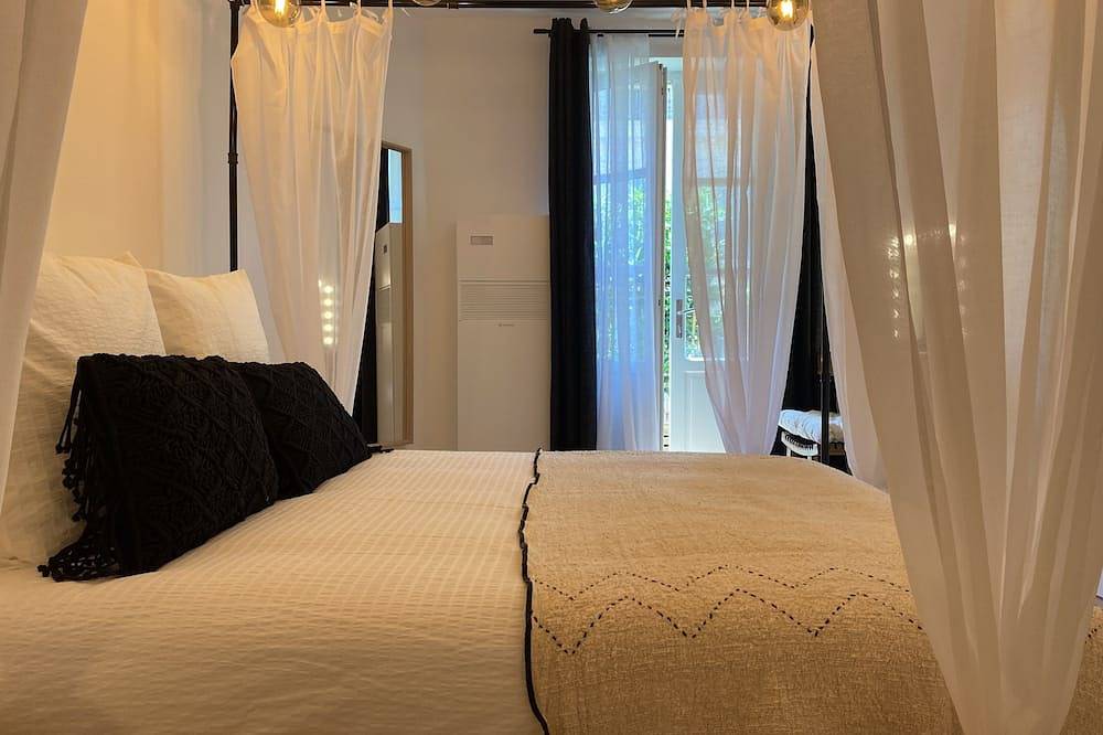 Appartement entier, Appartement hyper centre Style Industriel-Luxe in Avignon, Vaucluse