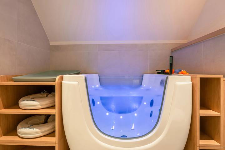 Ferienhaus für 3 Personen, mit Balkon/Terrasse und Terrasse sowie Sauna