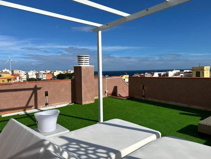 Apartamento para 6 personas, con terraza, Se admiten mascotas en La Jaca