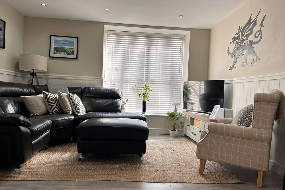 3 Bedroom Cottage in the Heart of Conwy Parking Sleeps 4 in Conwy, Conwy e dintorni