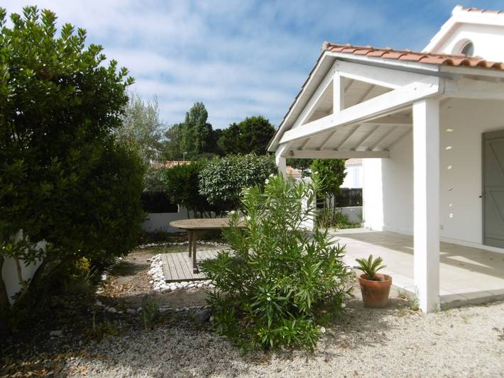 Location de vacances pour 6 personnes, avec terrasse et jardin dans Plage De La Bosse L Epine - 2