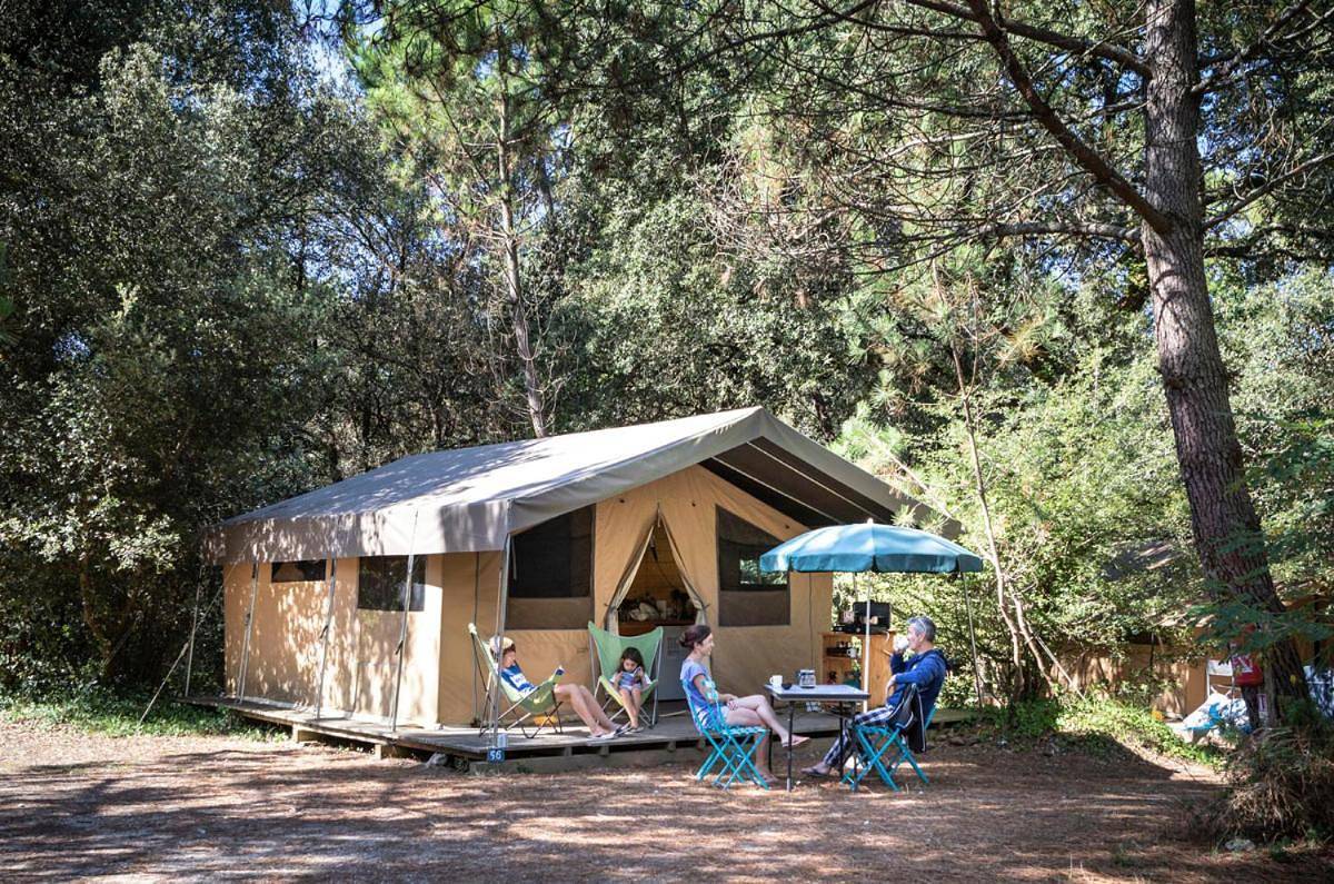 Tent in Saint-Trojan-les-Bains, Côte de Beauté