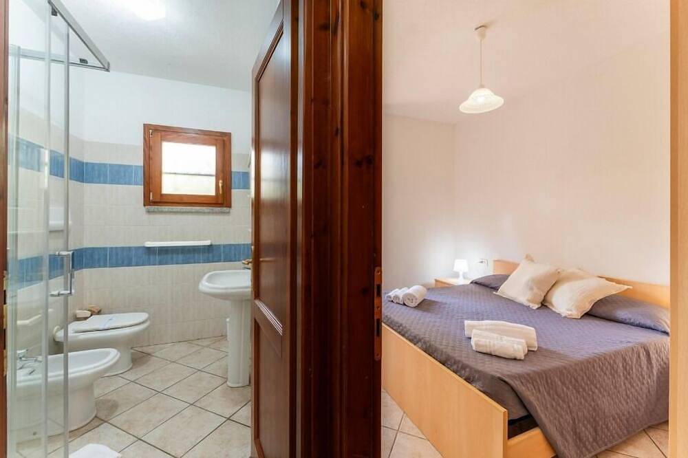 Appartamento intero, Vacation apartment/apartment for 4 guests with 33m² in Budoni in Budoni, Olbia-Tempio