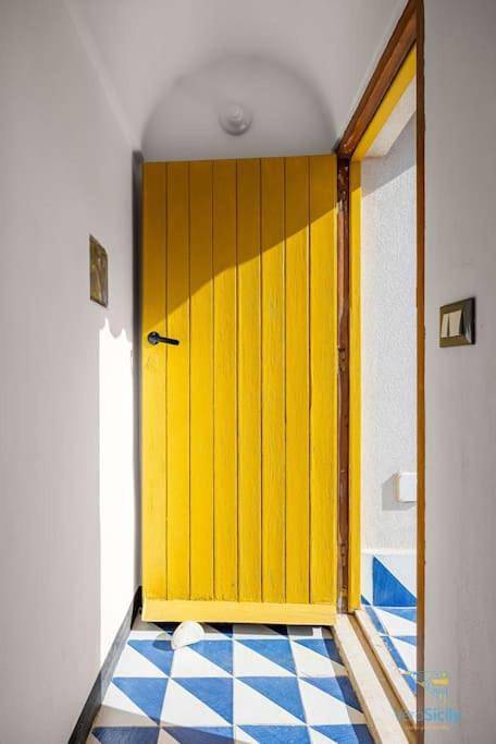 Villa in Terrasini, Provincia di Palermo