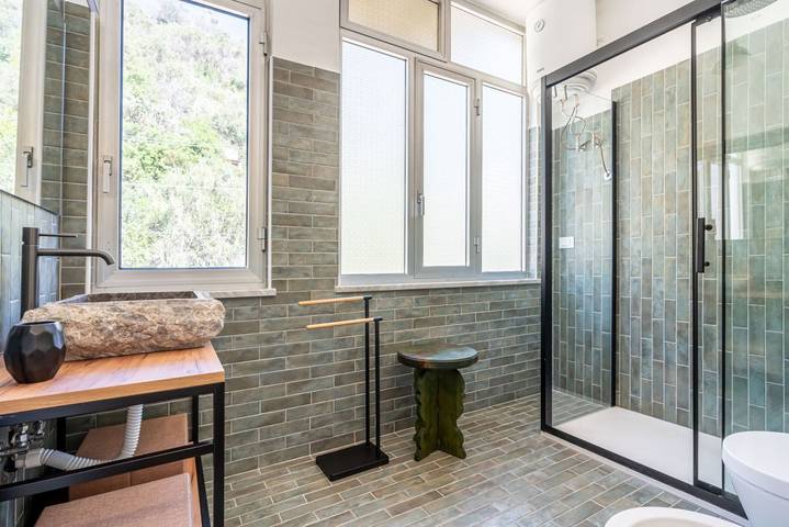 Appartamento intero, Guesthost - Fay House Sweet Seaview with Solarium! in Giardini-Naxos, Provincia di Messina